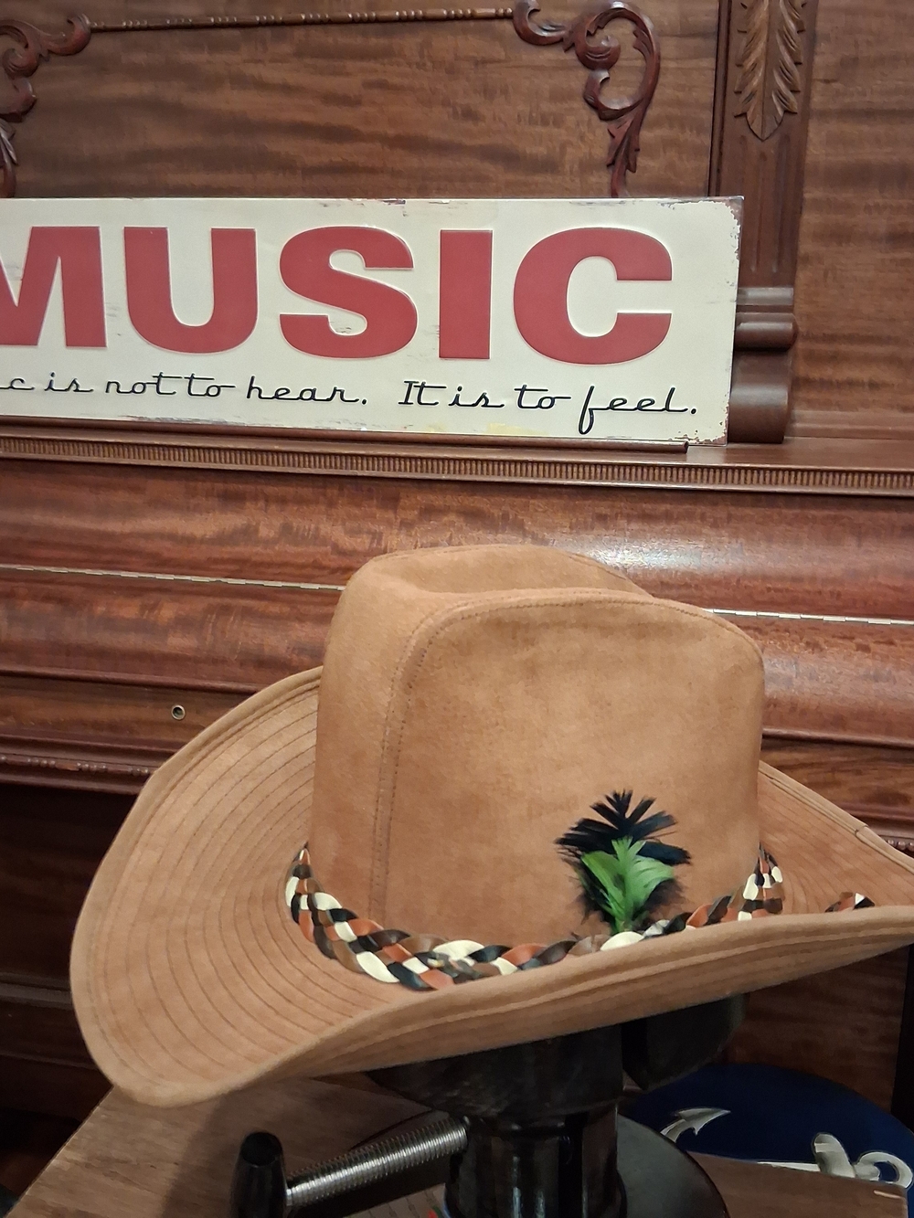 Men's Resistol Tan Suede Cowboy Hat